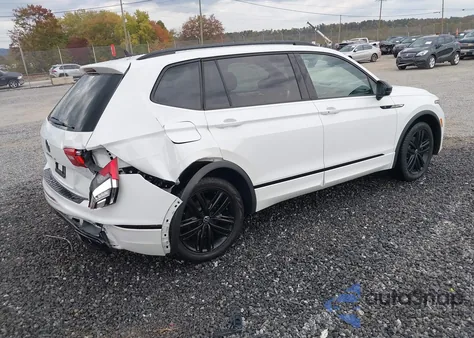 2022 Volkswagen Tiguan 2.0T Se R-Line Black из США, поврежденный, VIN 3VVCB7AX5NM099626